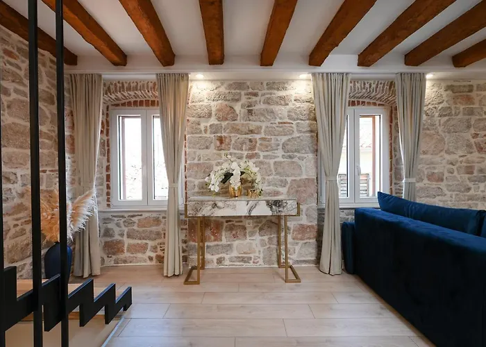 Royal Primera Appartement *